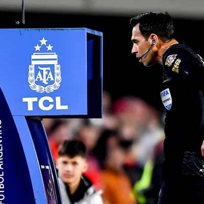 El VAR se implementará de una nueva forma en el fútbol argentino