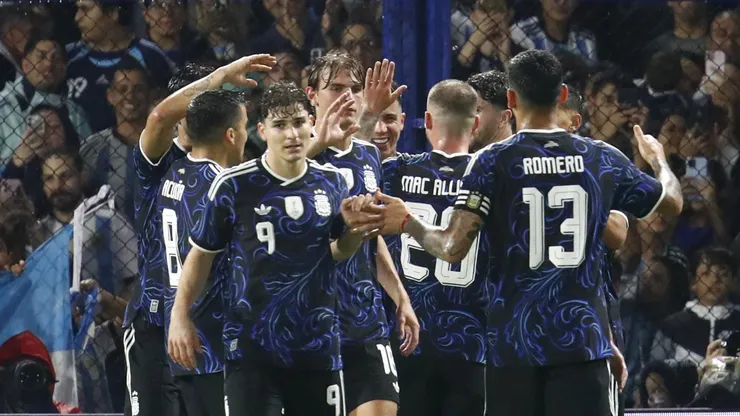 La Selección Argentina aguarda por enfrentar a Zambia en La Bombonera.