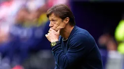 A 7 días de despedir a Almeyda, Sevilla podría ser vendido: “Se está analizando”