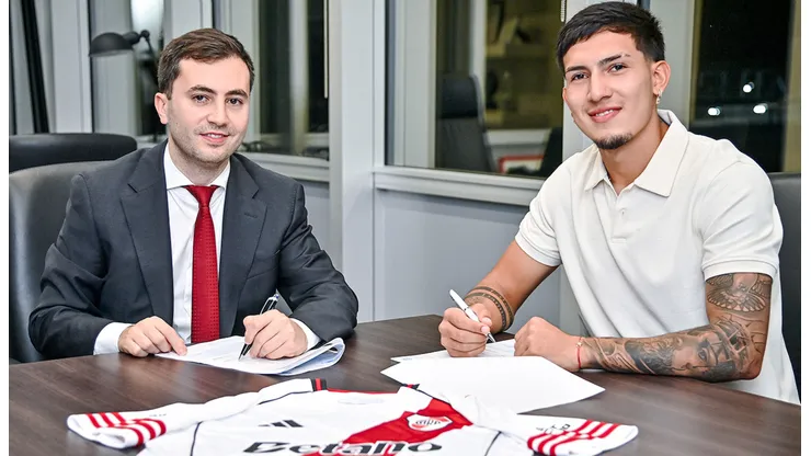 Tobías Ramírez fue presentado en River.