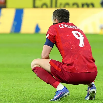 La reacción de Lewandowski al confirmarse que Polonia no jugará el Mundial
