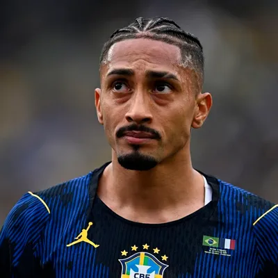 Raphinha fue marginado para el amistoso entre Brasil y Croacia