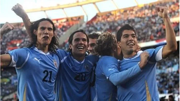 Álvaro González, ex Boca y Selección Uruguay, sobre Cavani: "Él lo va a sacar adelante si es que tienen paciencia"