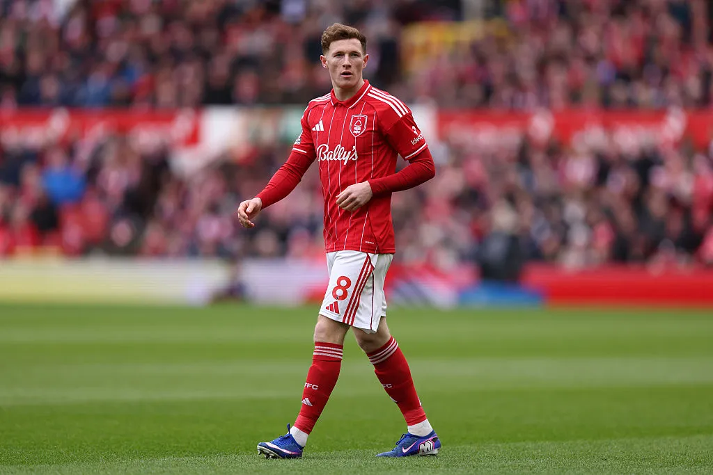 Elliot Anderson, el hombre que Ferdinand ve como refuerzo ideal para Manchester United. (Getty)