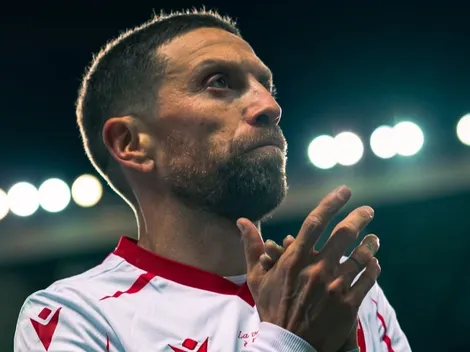 Un nuevo golpe para el Papu Gómez: sufrió una dura lesión en Italia que lo despide de la temporada