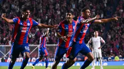 Manuel Insaurralde tras convertir el gol de San Lorenzo ante Estudiantes de La Plata.