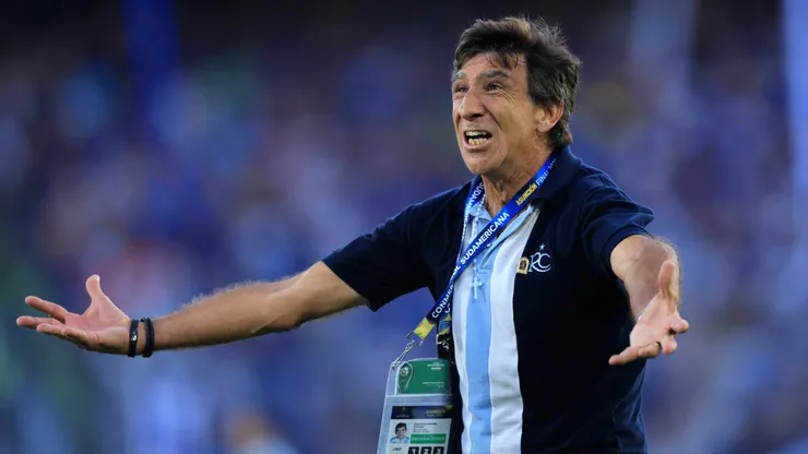 El Racing de Costas, campeón en 2024, comienza su camino copero en la altura de Sucre.