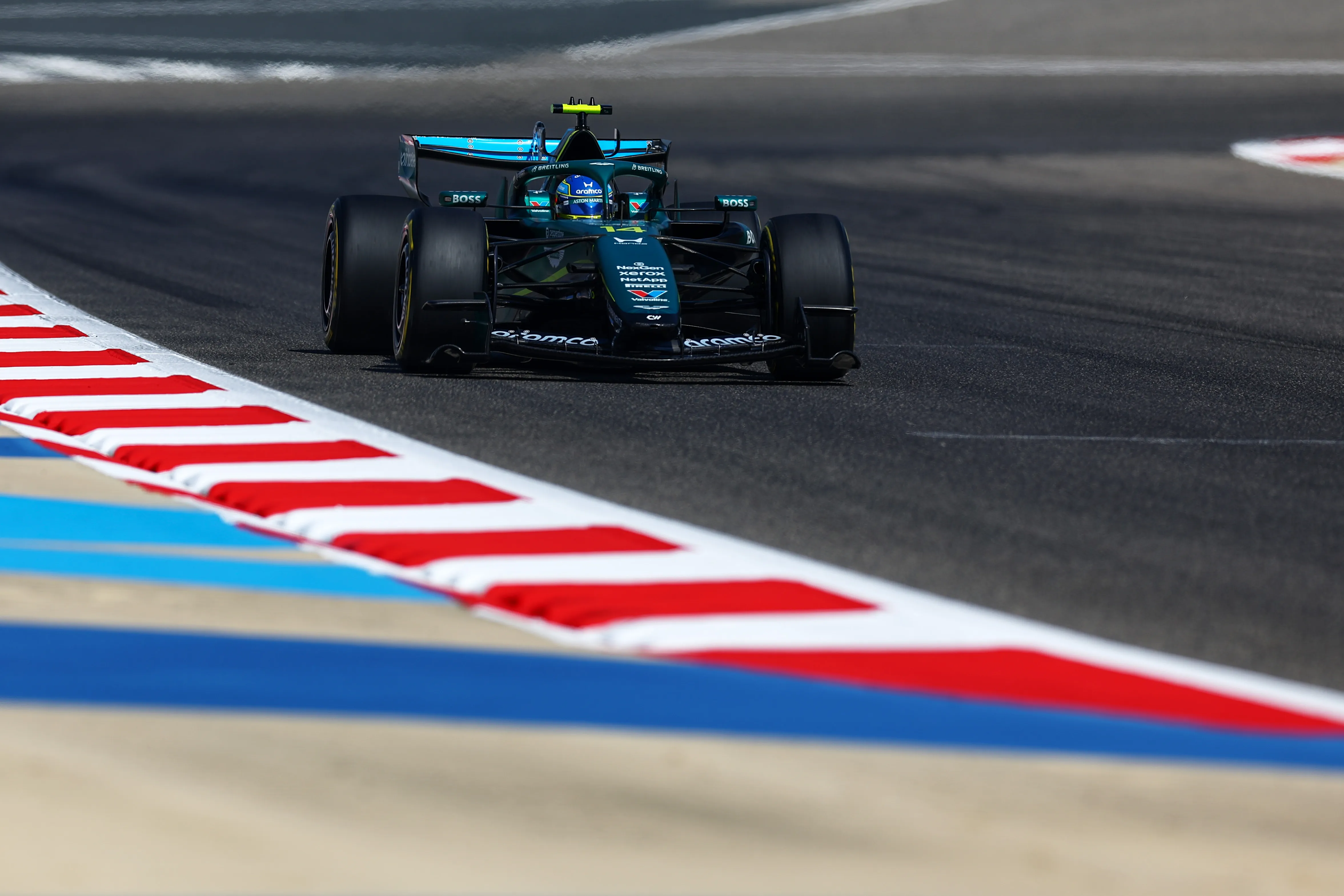 Aston Martin no comenzó bien el año y sufriría modificaciones en su unidad de potencia (Getty Images).