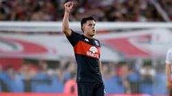 David Romero festeja su gol contra River Plate en el Monumental.
