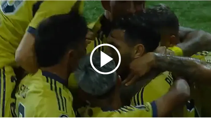 Boca celebra el gol de Leandro Paredes ante Universidad Católica.