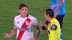 Lucas Martínez Quarta fue expulsado en el inicio del partido.