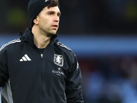 Tras no fichar a Dibu Martínez, Manchester United pondría 91 millones por una figura del Aston Villa