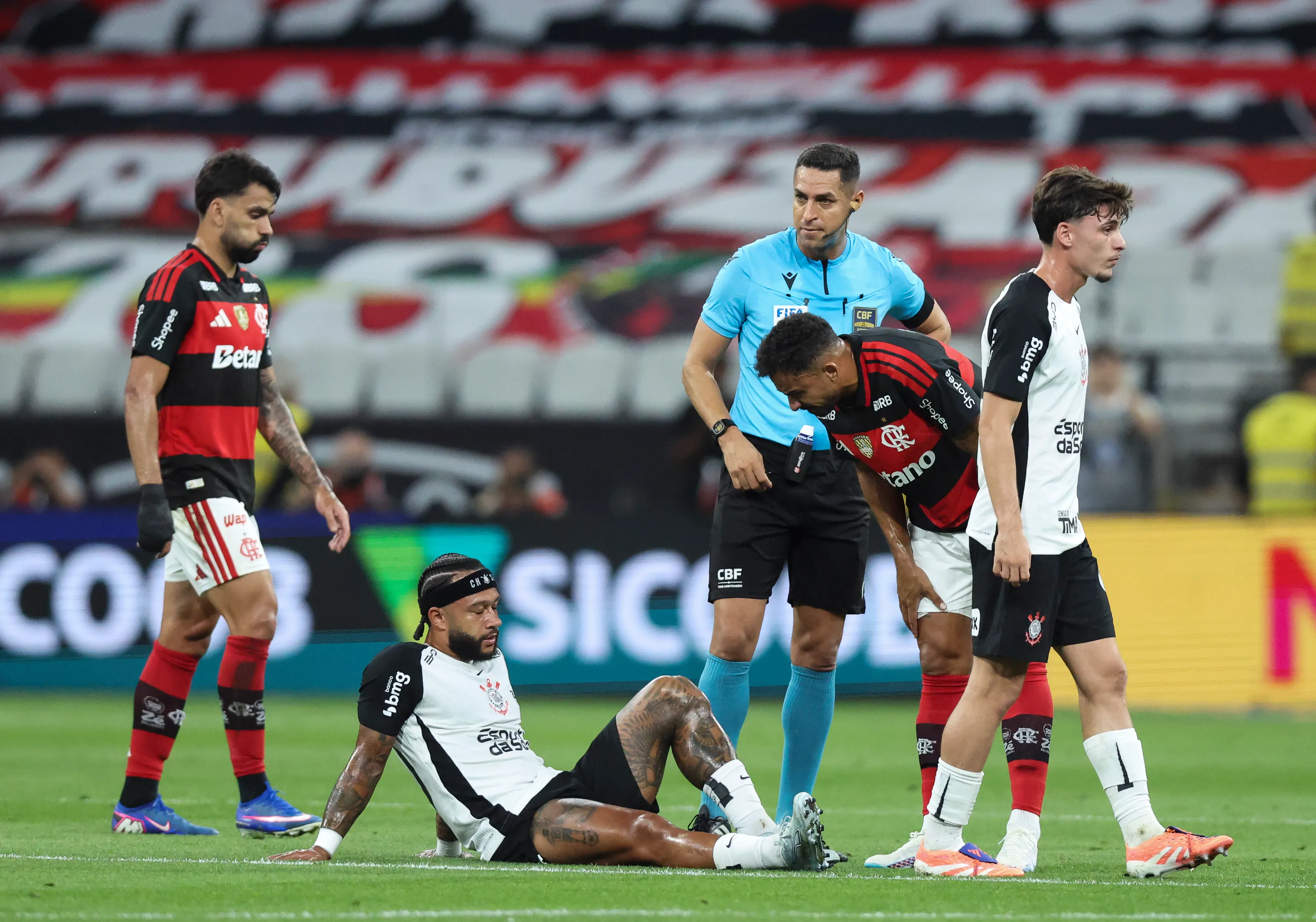 Memphis Depay, delantero neerlandés de Corinthians.