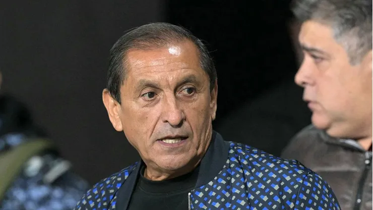 Ramón Díaz asistió al debut de Platense en la Libertadores y habló de una vuelta al fútbol argentino