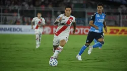 Driussi durante el empate entre River y Blooming por Sudamericana.