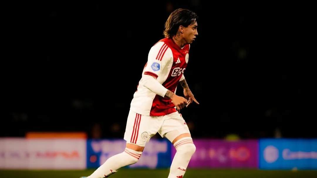 Maher Carrizo lleva tres partidos disputados desde su llegada a Ajax (@mahercarrizo.7).