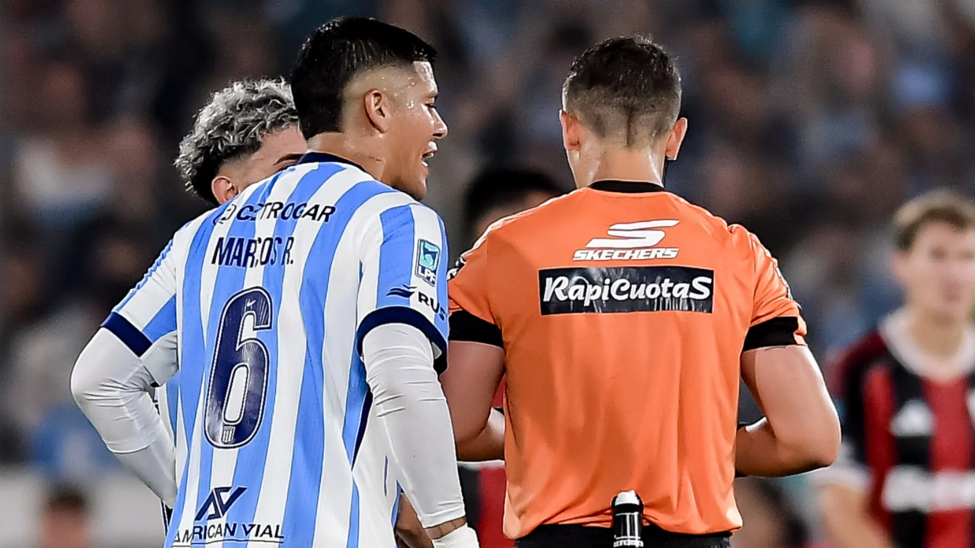 Los insultos de Marcos Rojo a Sebastián Zunino.