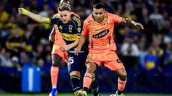 Boca y Barcelona se enfrentan en La Bombonera.
