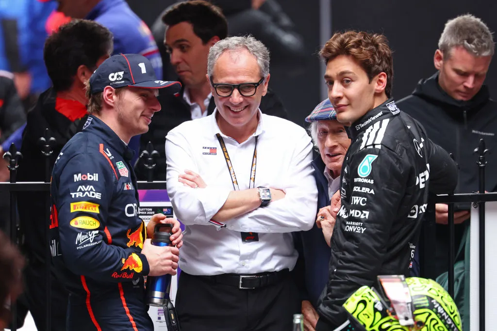 Stefano Domenicali reconoció que escucha a Verstappen, pero también remarcó que hay cosas que no se pueden permitir. (Getty)
