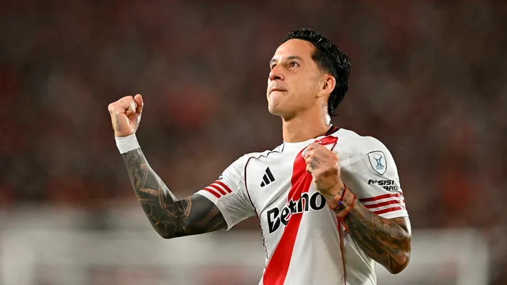Sebastián Driussi celebra su gol en River vs. Carabobo.