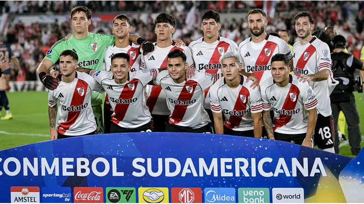 Los titulares de River ante Carabobo.