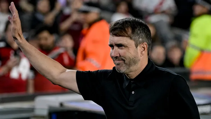 River hoy: lesiones de Fausto Vera y Quintero, posible 11 para el Superclásico, Kendry Páez pide acción y Armani recibe pistas para su regreso