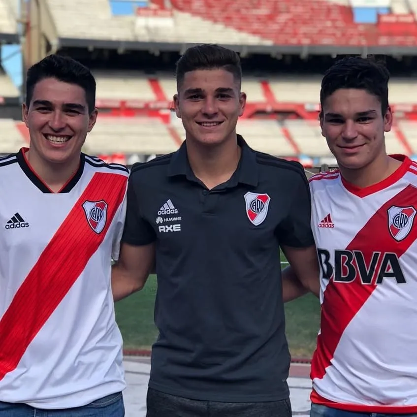 Rafael, Julián y Agustín, en los primeros tiempo de Julián como jugador de River.