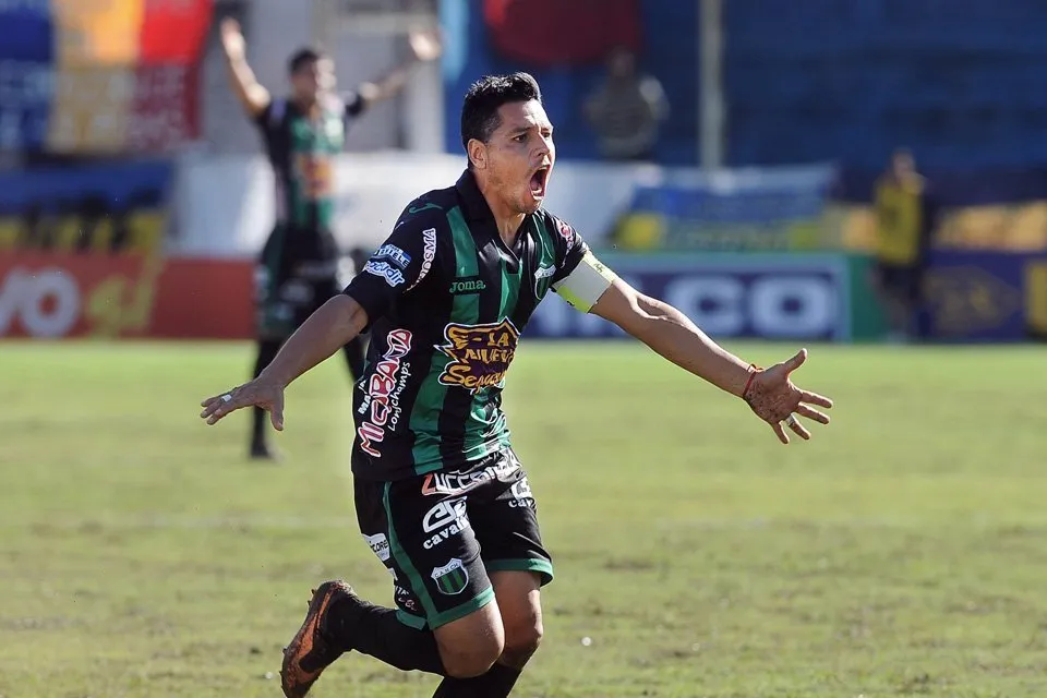 Jugó en Independiente, Arsenal y Argentinos. Pero es leyenda en Chicago. Foto archivo.