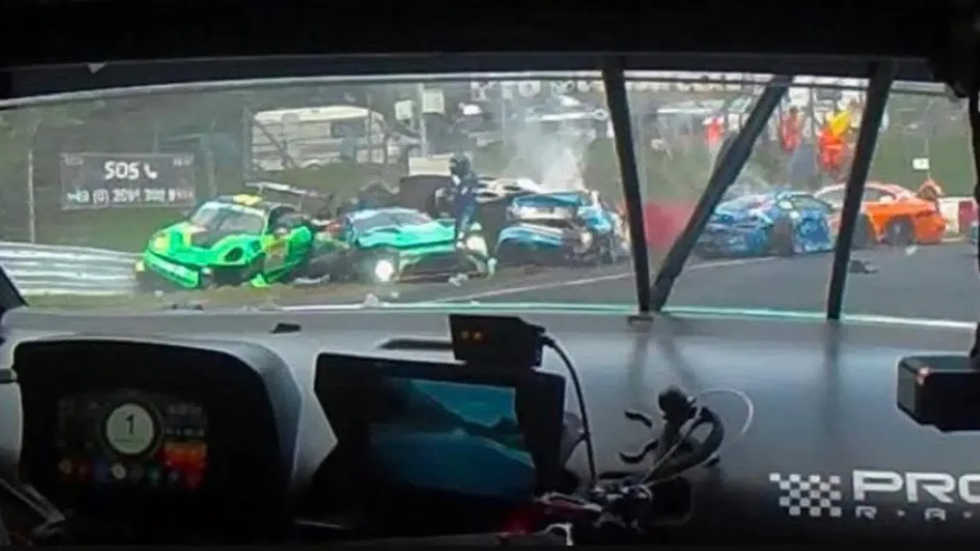 La primera foto que circuló del accidente.