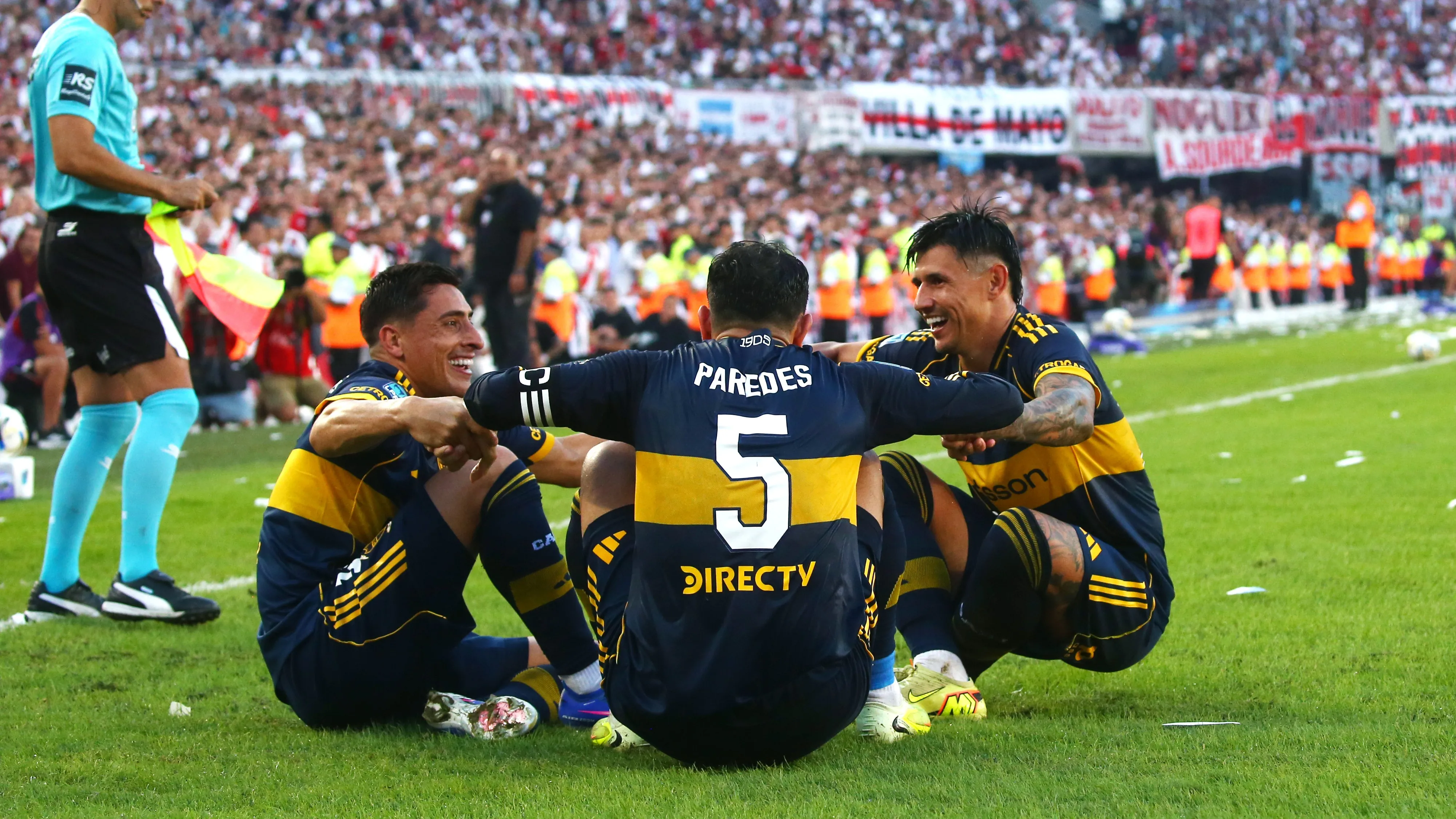 Boca se quedó con el Superclásico