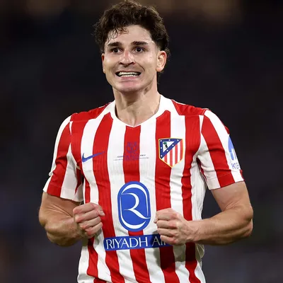 La decisión de Diego Simeone con Julián Alvarez tras fallar su penal en la final de la Copa del Rey