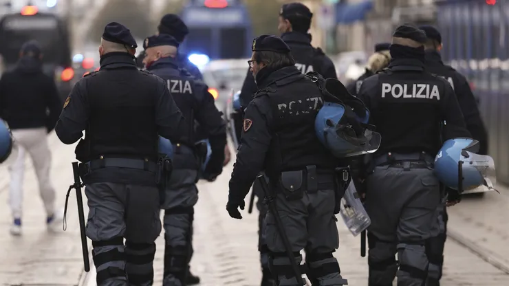 Desmantelaron una red de trata en Italia, con futbolistas y otros deportistas implicados