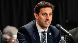 Diego Milito, el presidente de Racing, durante la asamblea que se llevó a cabo en noviembre de 2025.