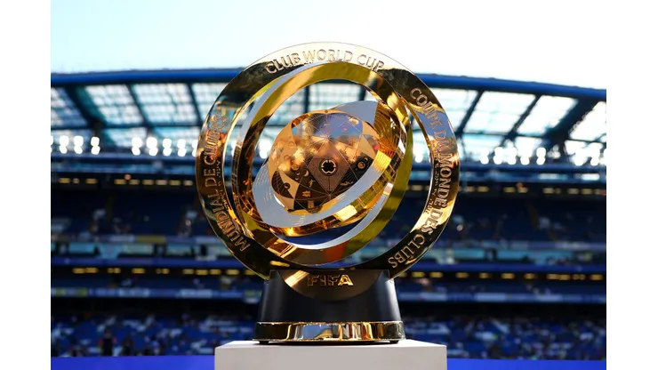 El trofeo del Mundial de Clubes de la FIFA.
