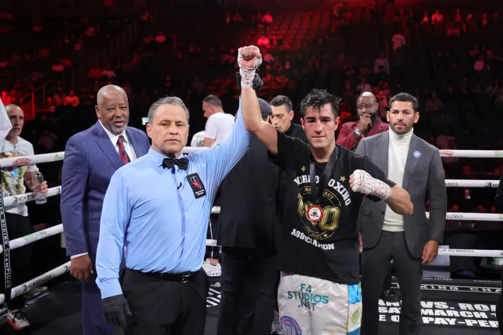 Mirco Cuello fue nombrado retador número uno al título absoluto que ostenta Brandon Figueroa.