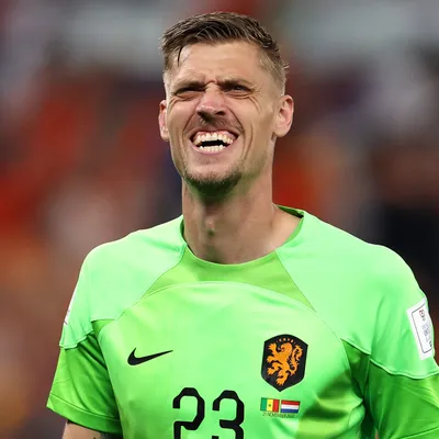 Que es de la vida de Noppert, el arquero holandés que casi llega a San Lorenzo