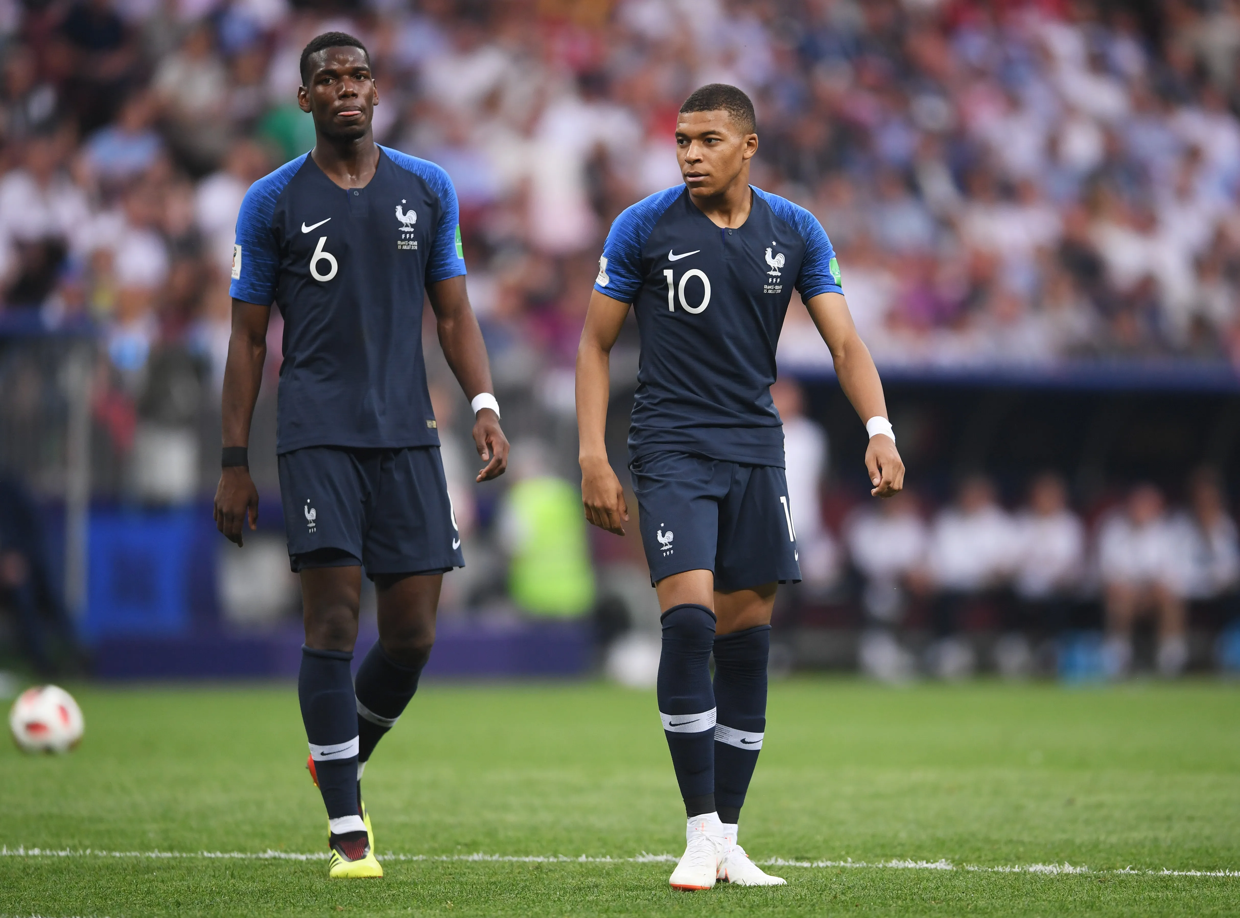 Paul Pogba y Kylian Mbappé en la Selección de Francia. (Getty Images)