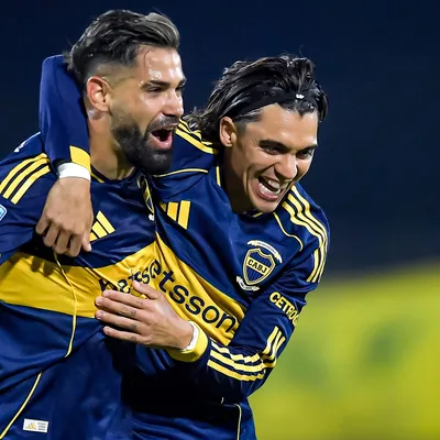 Boca ganó, gustó y goleó ante Defensa y Justicia para clasificarse a los Playoffs