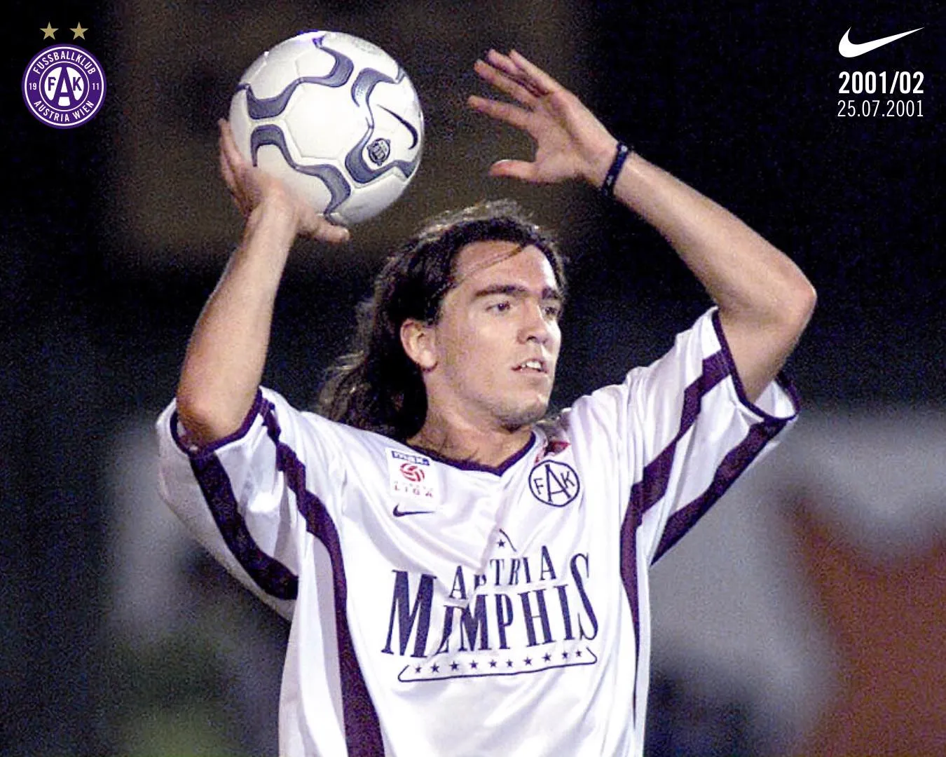 Fernando Troyansky en una de sus primeras temporadas con el Austria Viena (FK Austria).