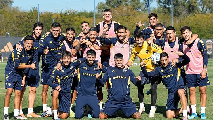 Los futbolistas de Boca durante un entrenamiento en el Predio.