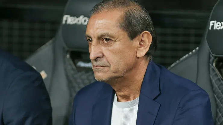 Ramón Díaz, experimentado director técnico.