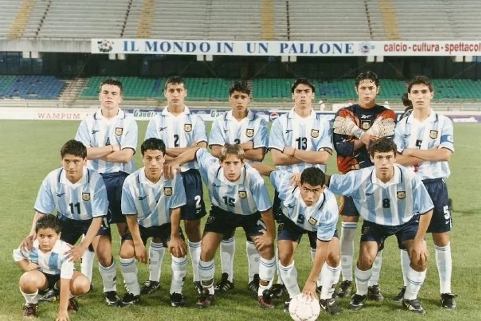 Aquel Juvenil donde también estaban Mascherano y Zabaleta. En el plantel también estaba Maxi López, Marcos Aguirre y Rubens Sambueza. Foto archivo.