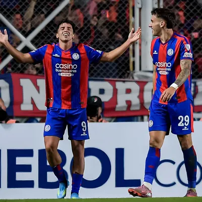Pronósticos San Lorenzo vs. Independiente: el Ciclón recibe al Rojo por un lugar en los playoffs