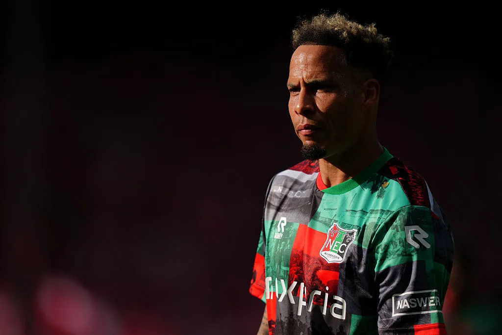 El capitán de Surinam, Tjaronn Chery, también juega en la Eredivisie habiéndose nacionalizado. (Getty)