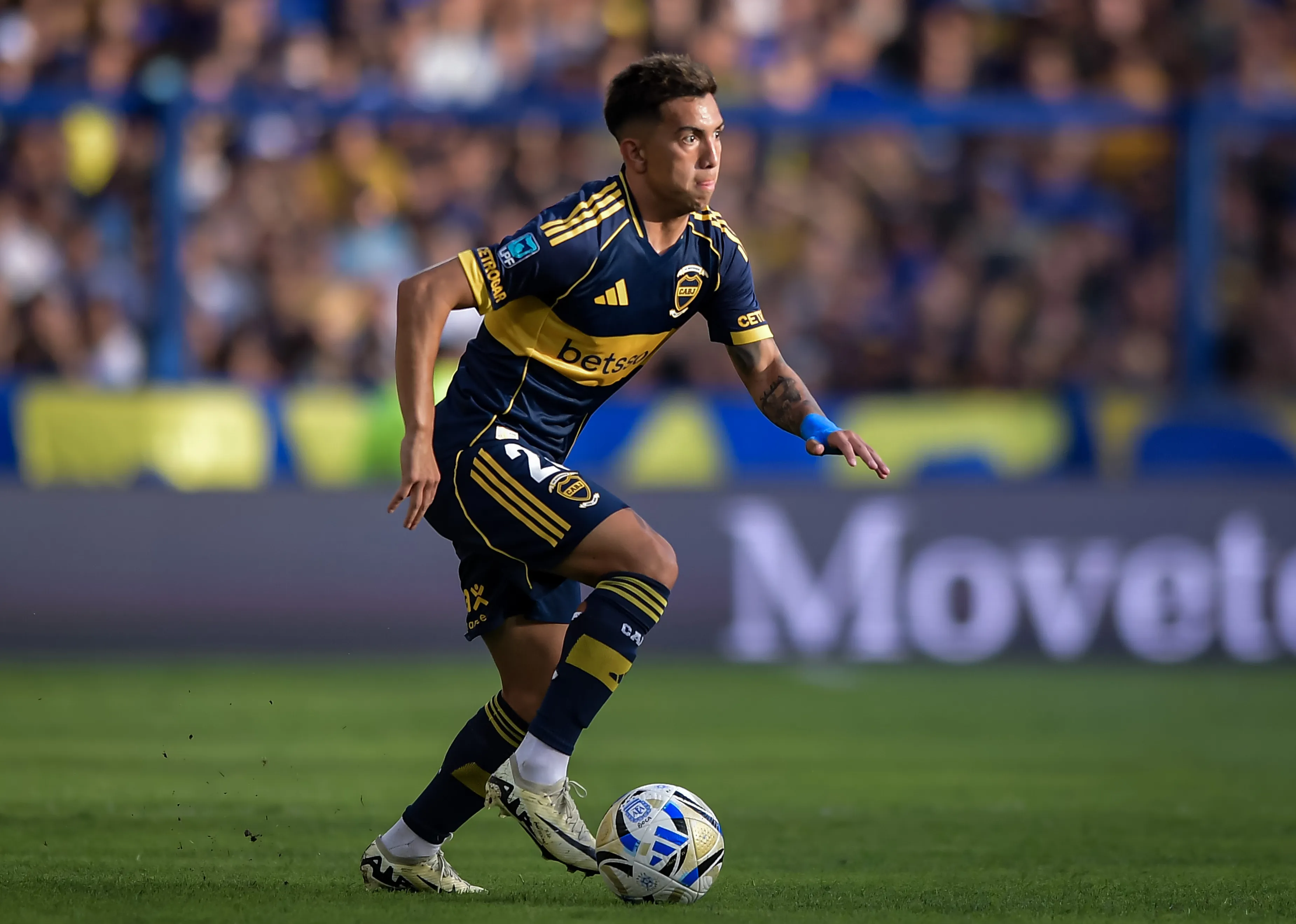 Alan Velasco irá desde el arranque ante Central Córdoba. (Foto: Getty).