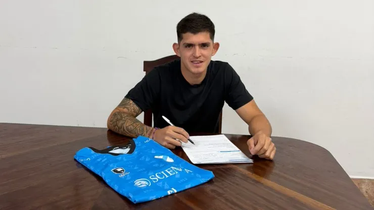 Julián Carrasco, juvenil de Boca a préstamo en Temperley.