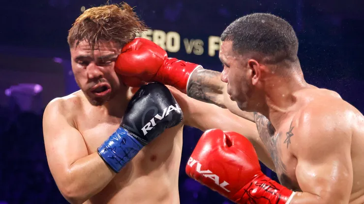 Ismael Lucero castiga a Isaac Flores en Las Vegas