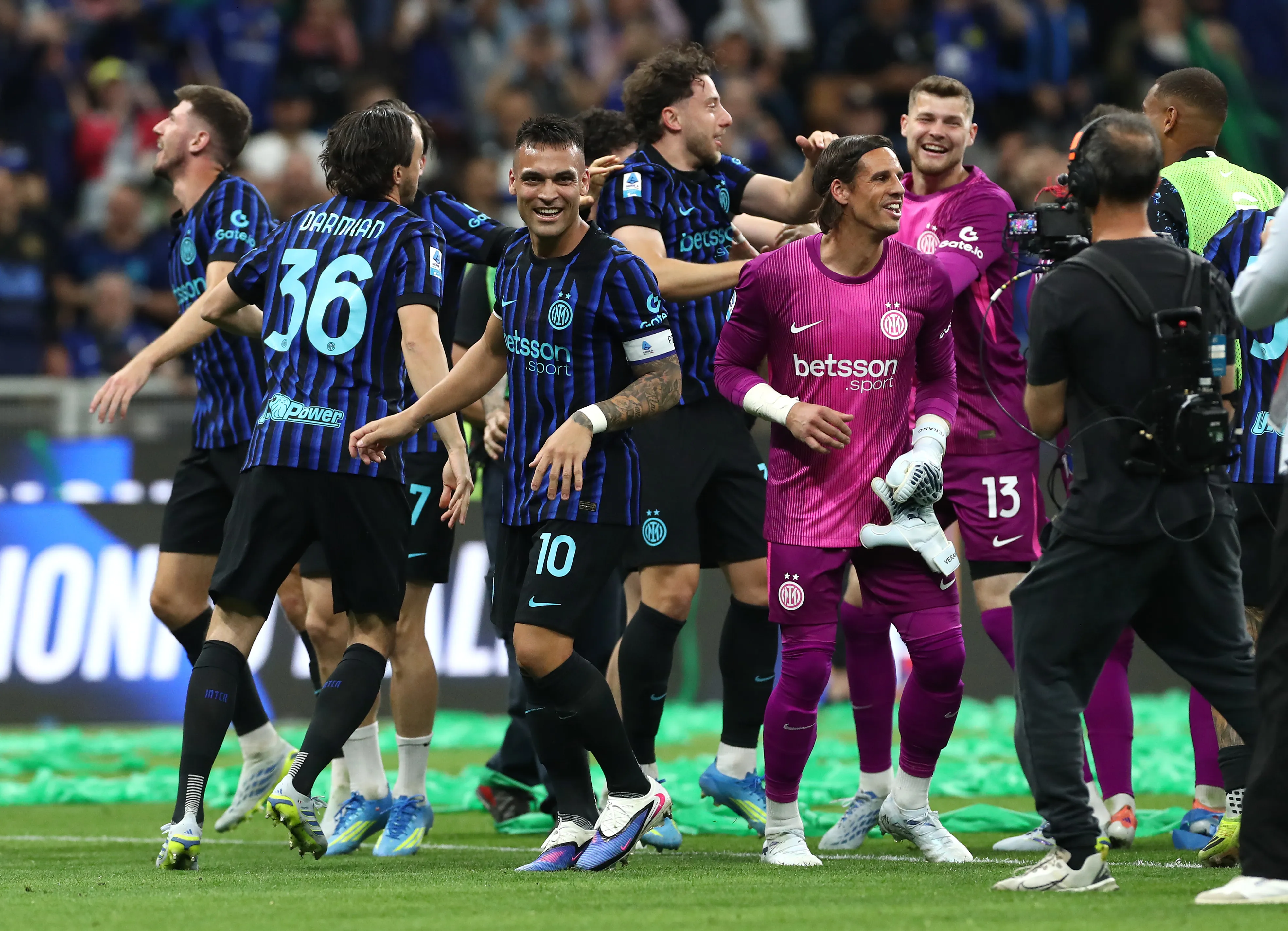 Lautaro Martínez celebra un nuevo título con Inter (Getty Images).