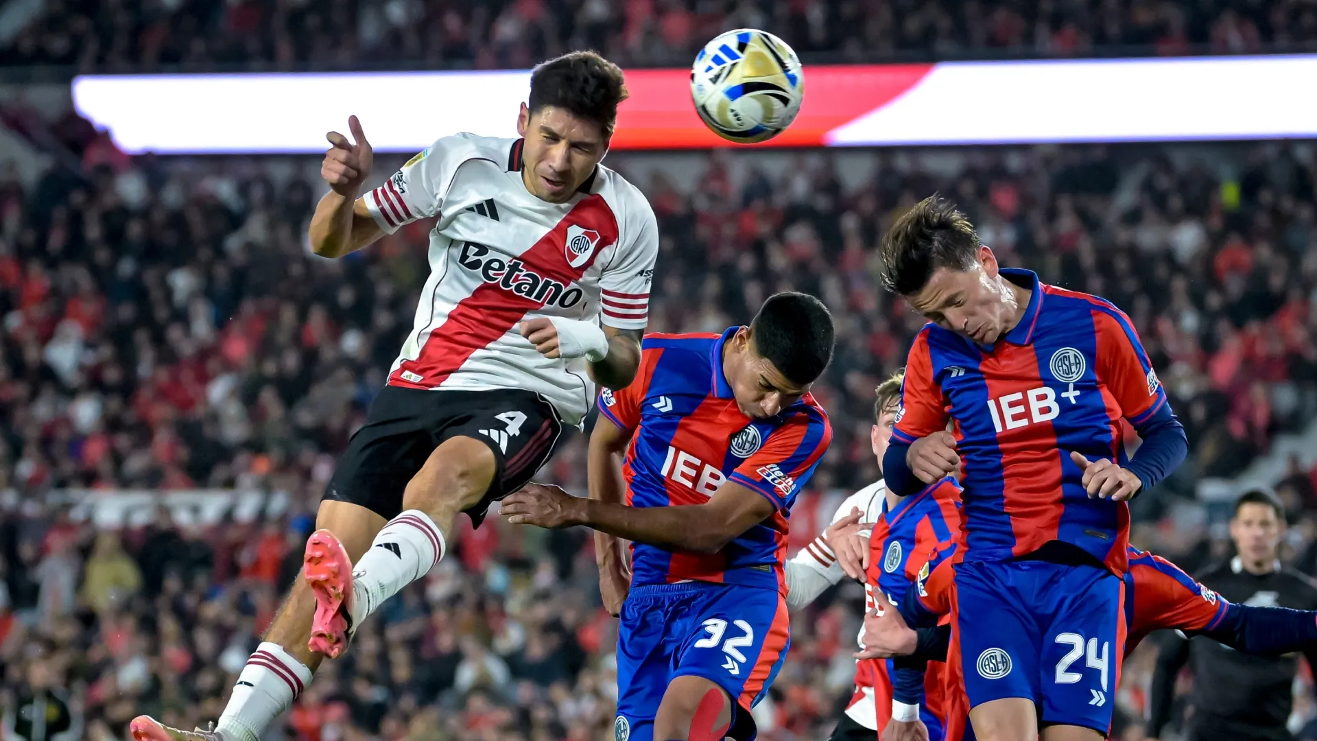 River, emparejado con San Lorenzo. (Foto: Getty)