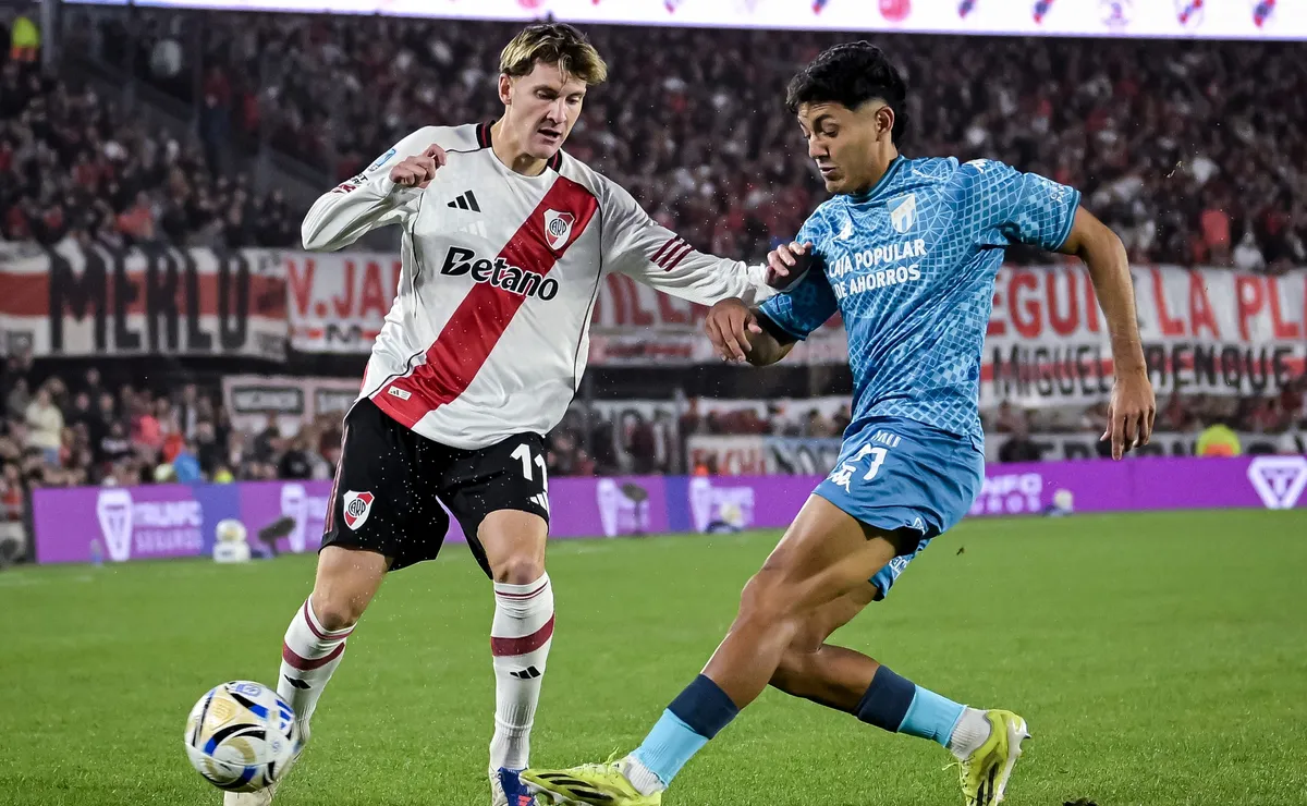 Atlético Tucumán dio el golpe y venció a River en el Monumental ...
